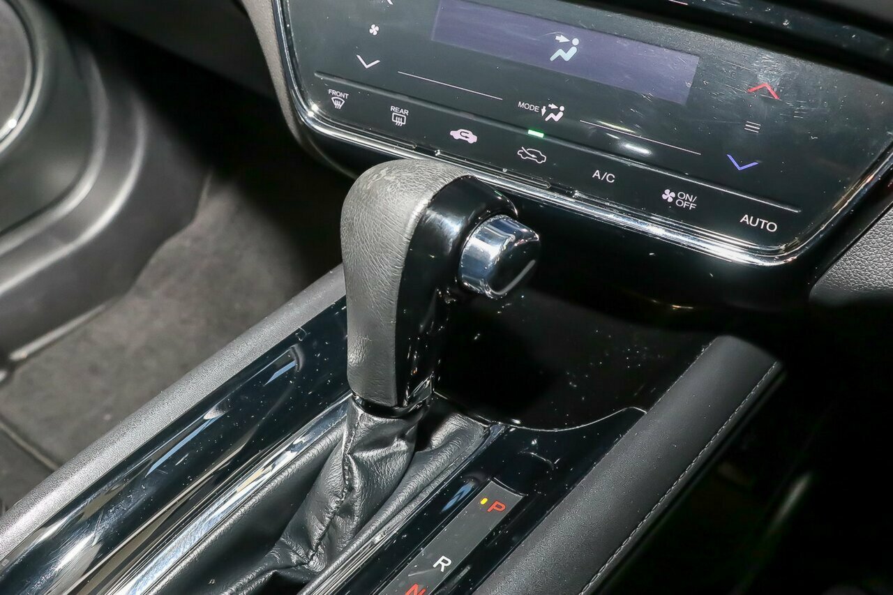 2015 Honda HR-V image