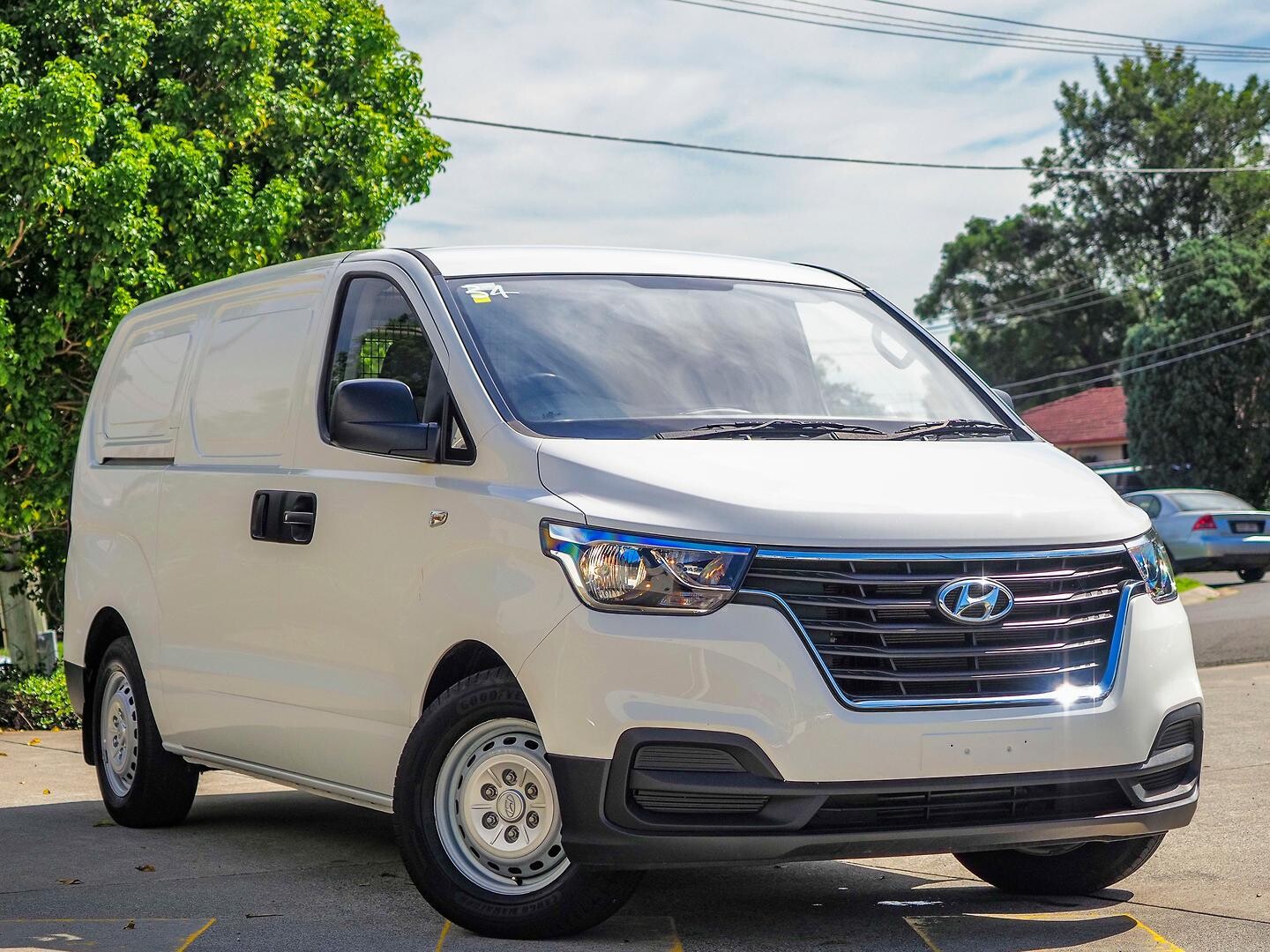 2020 Hyundai iLoad image